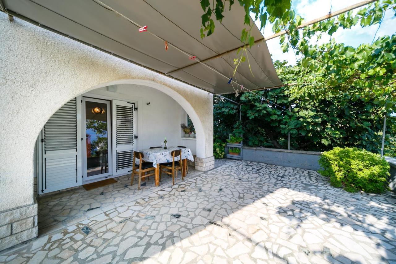 Apartment Zuza Krk Крк Экстерьер фото