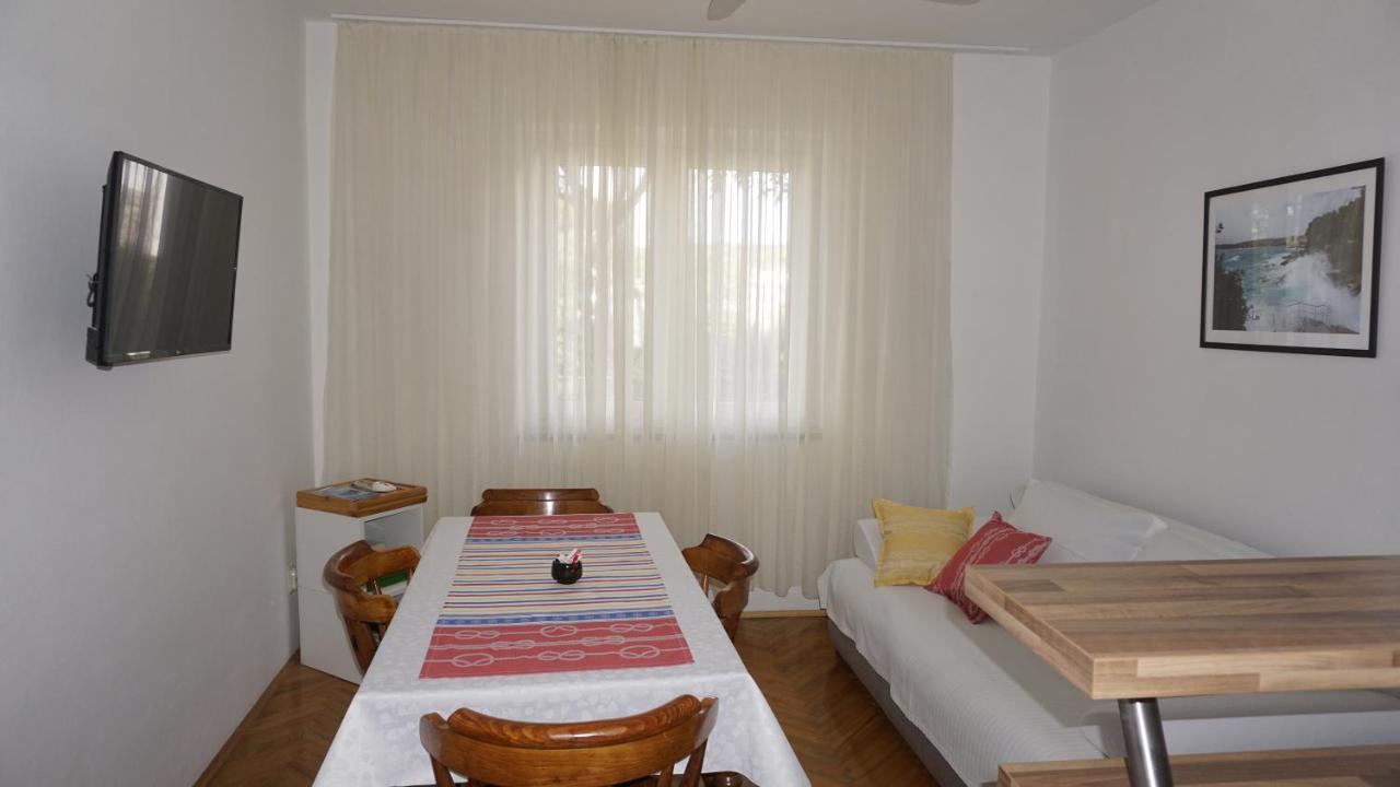 Apartment Zuza Krk Крк Экстерьер фото